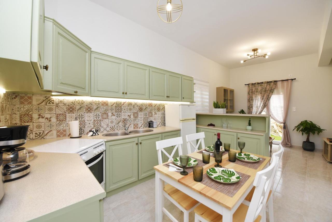 Villa Val-Gio Ермополи Екстериор снимка